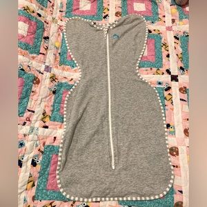 Like new Love to Dream Swaddle Up Original size medium